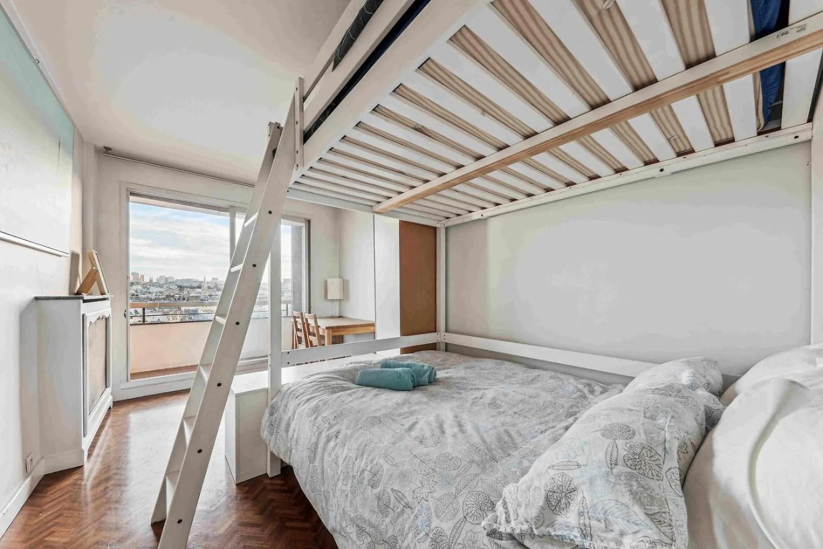 Le Splendide ! Une Vue Imprenable Sur Paris. Apartment France
